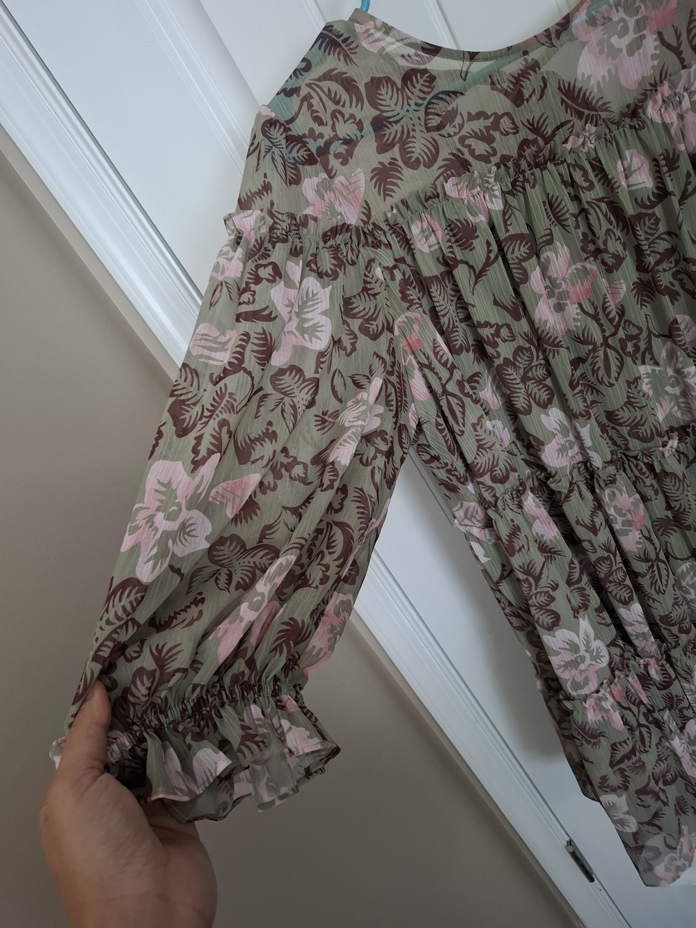 Ted Baker Olive and Pink Floral Tiered Mini Dress - Picture 10 of 11